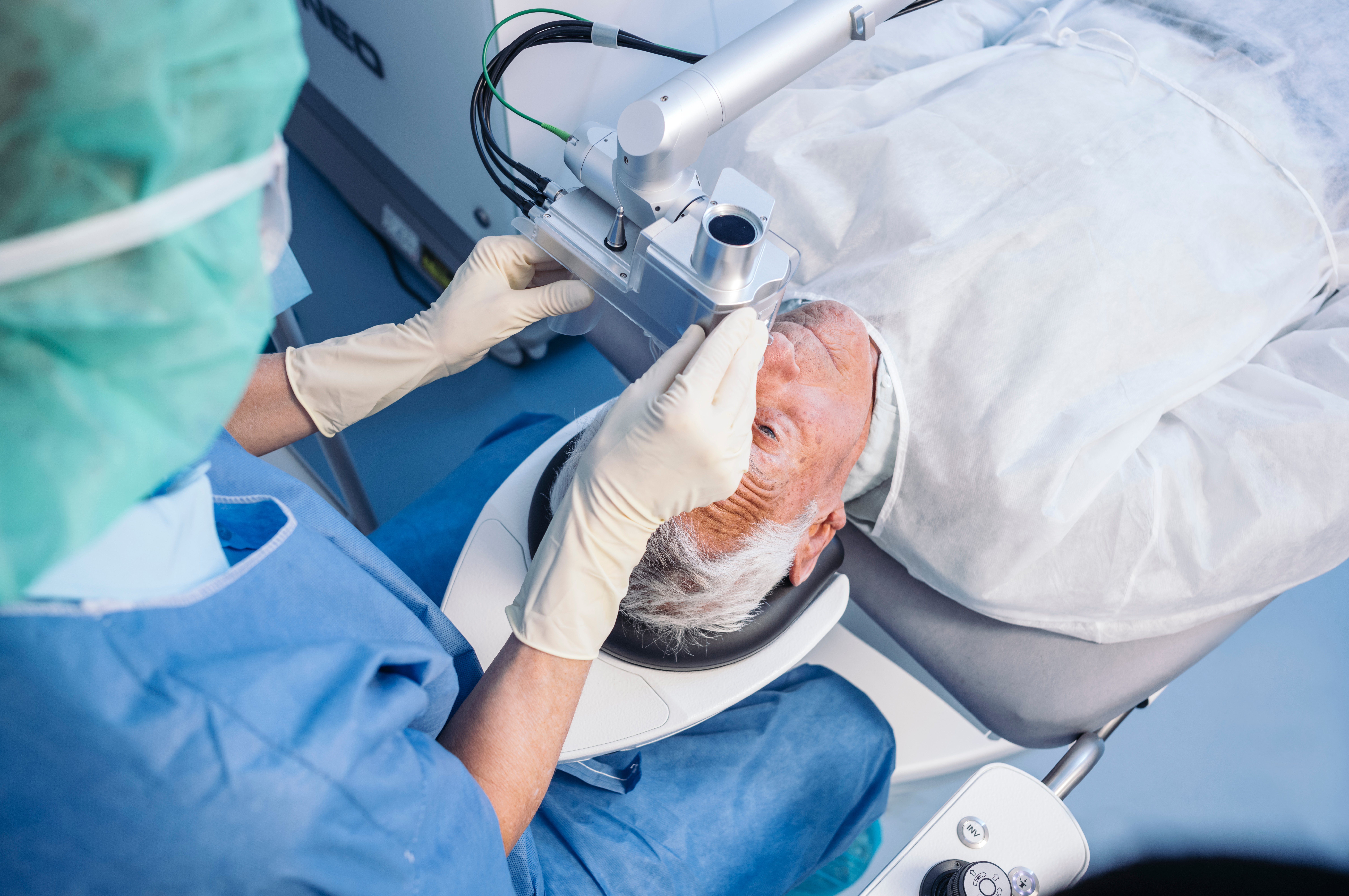 MKL07135_cataract